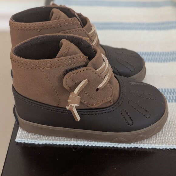 Sperry Baby Duck boot size 4C - Picture 1 of 3